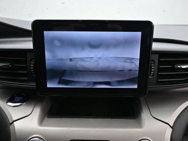 Used 2022 Ford Explorer XLT image 18