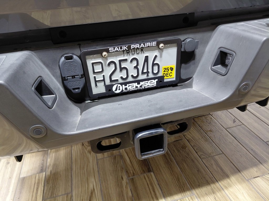 Used 2021 Ford F350 Platinum w/ Tremor Off-Road Package image 29