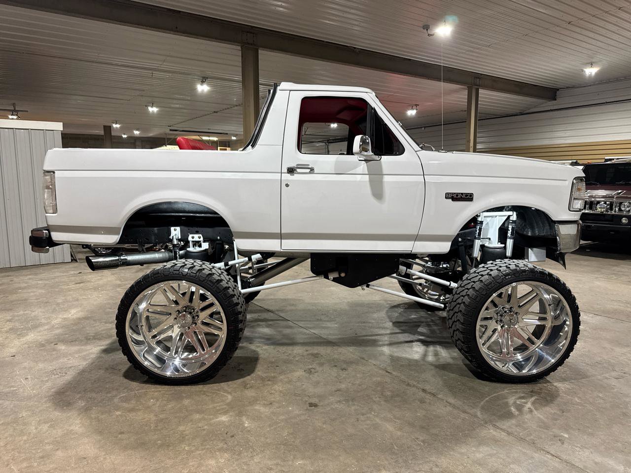 Used 1994 Ford Bronco XLT image 8