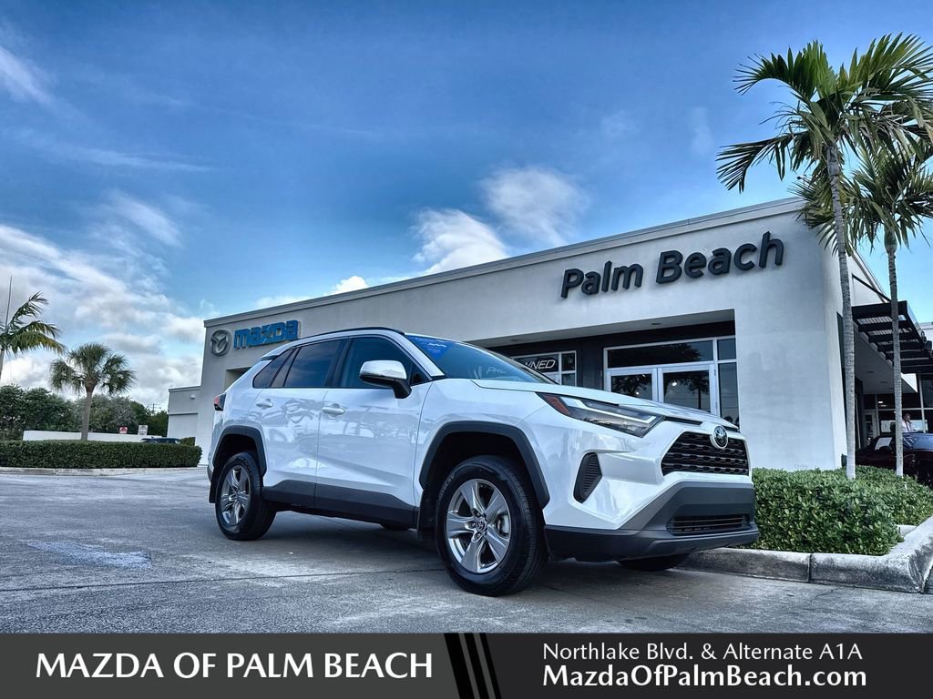 Used 2024 Toyota RAV4 XLE w/ Convenience Package image 1