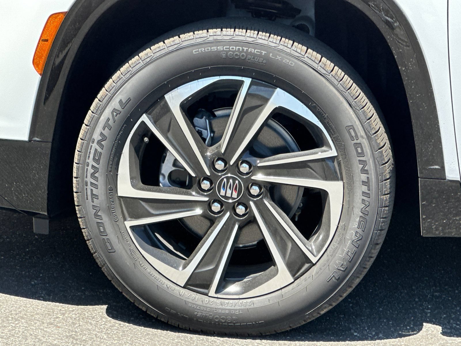 New 2026 Buick Enclave Sport Touring w/ Power Package FWD image 25