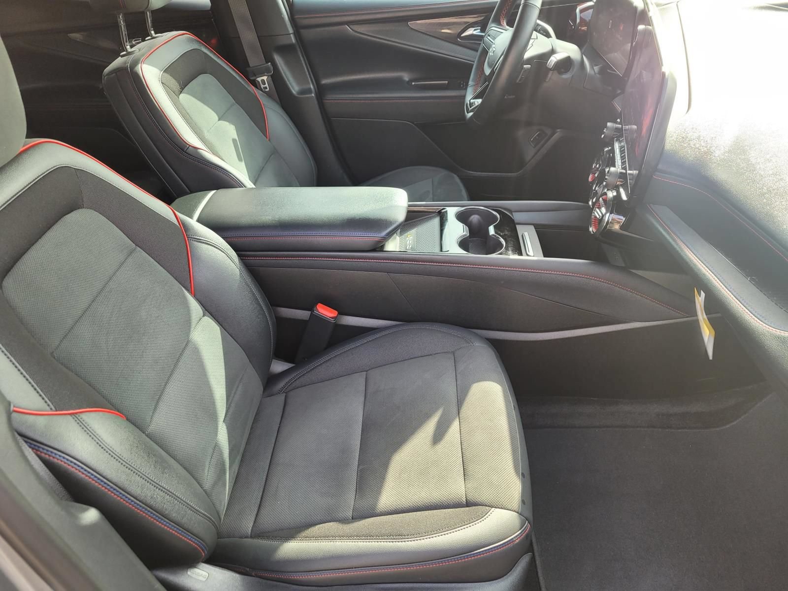 Used 2024 Chevrolet Blazer EV RS AWD/4WD image 10