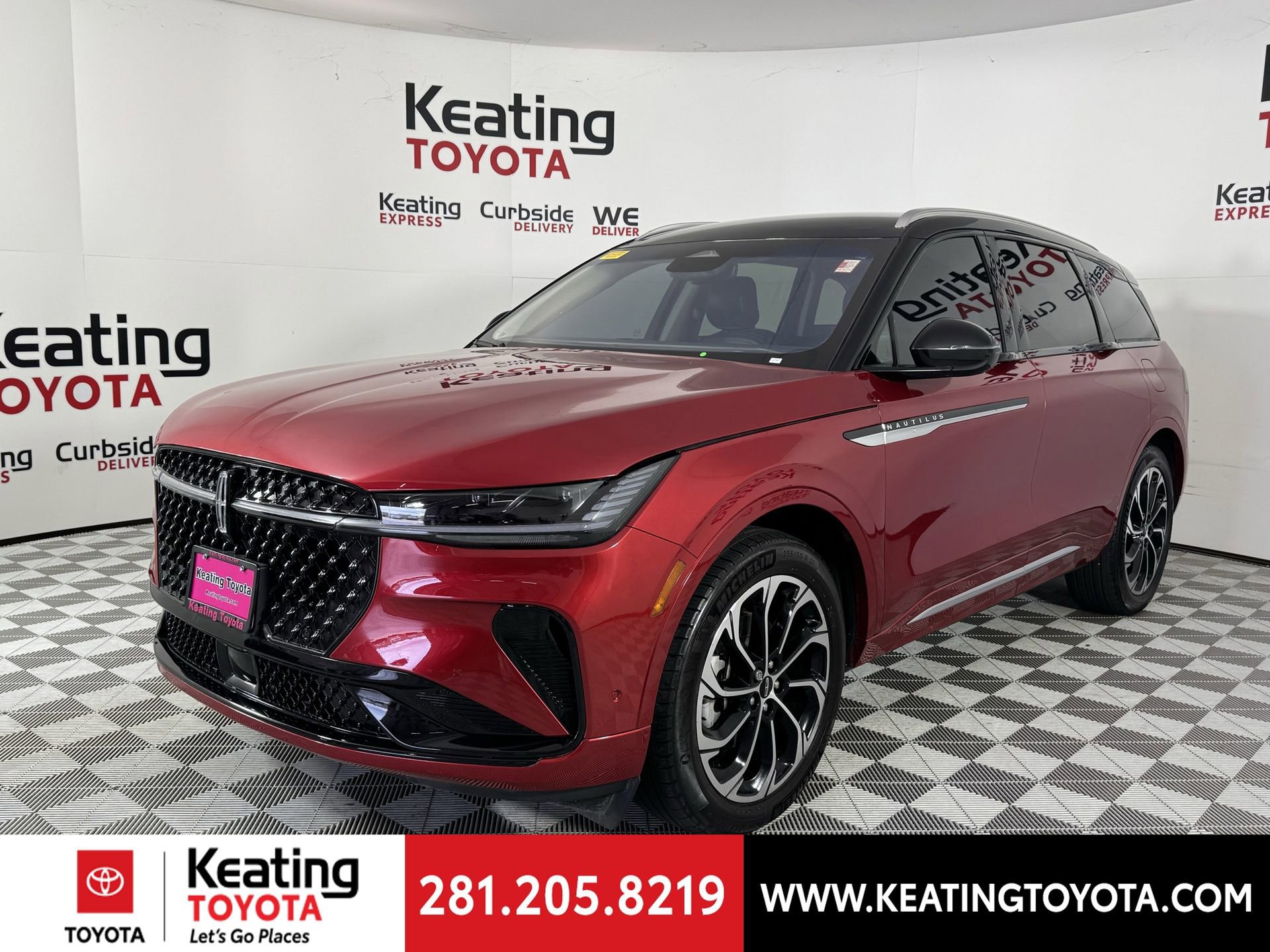 Used 2024 Lincoln Nautilus Reserve image 9