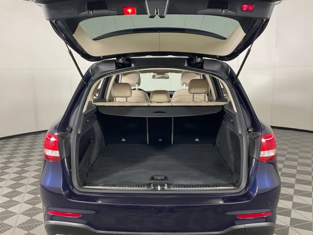Used 2016 Mercedes-Benz GLC 300 4MATIC image 34