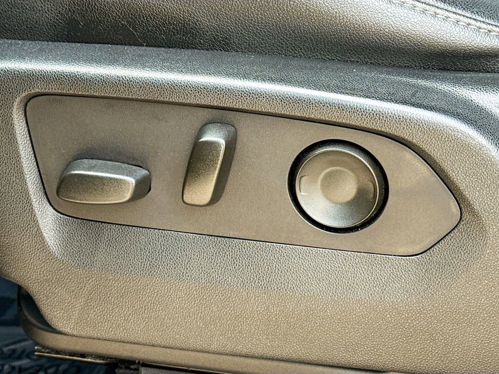 Used 2021 Chevrolet Tahoe LT image 26