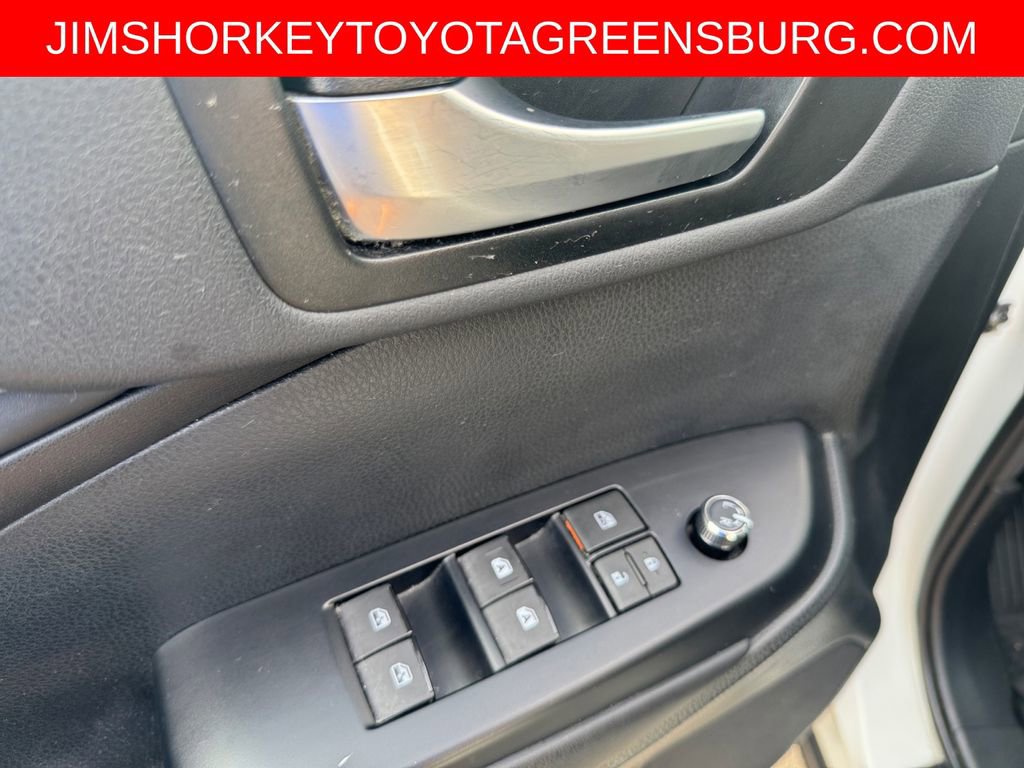Used 2019 Toyota Highlander SE AWD/4WD image 14