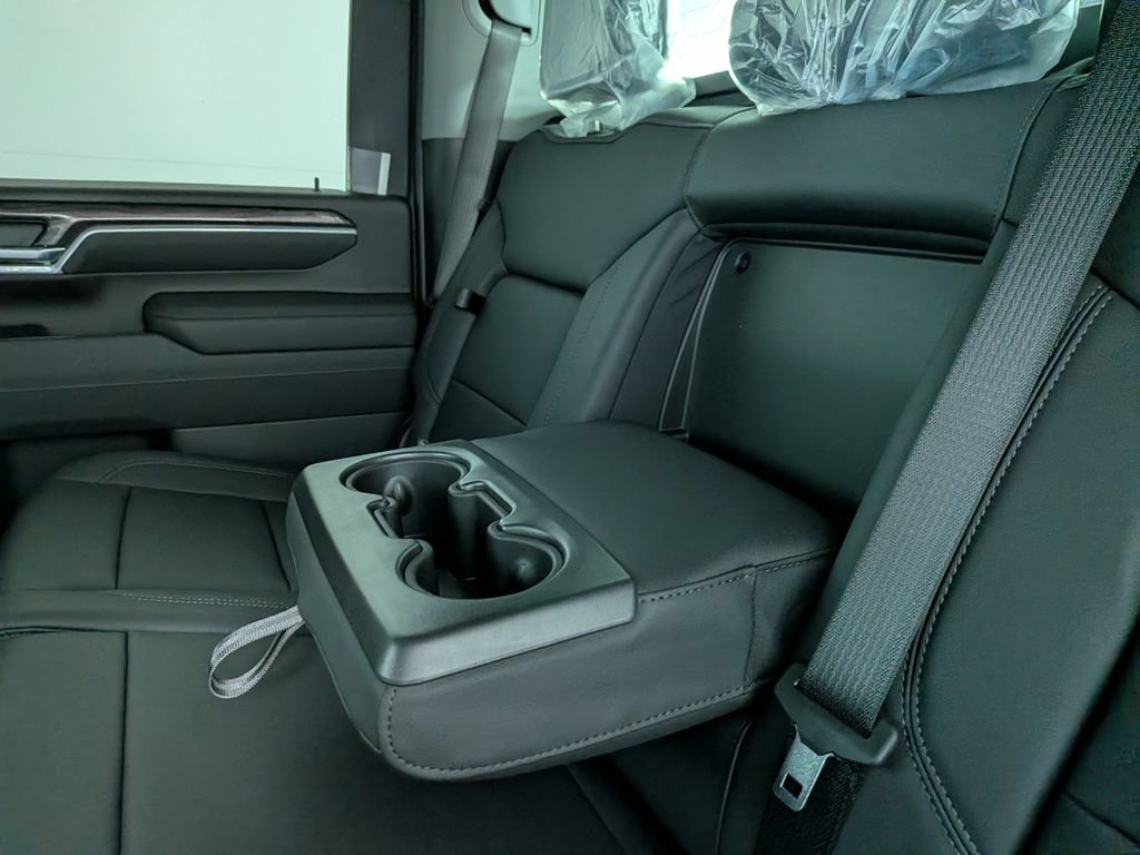 New 2026 Chevrolet Silverado 2500 LTZ w/ LTZ Plus Package AWD/4WD image 30
