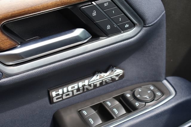 Used 2025 Chevrolet Silverado 1500 High Country w/ High Country Premium Package AWD/4WD image 20