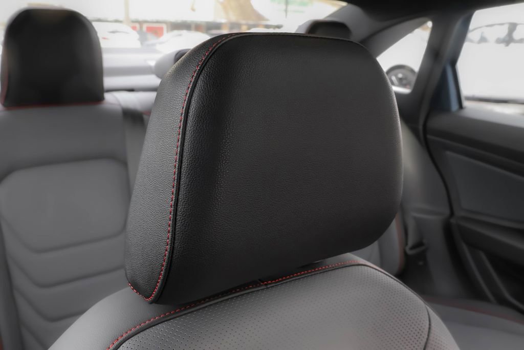 Used 2025 Volkswagen Jetta GLI Autobahn w/ GLI Black Package image 36