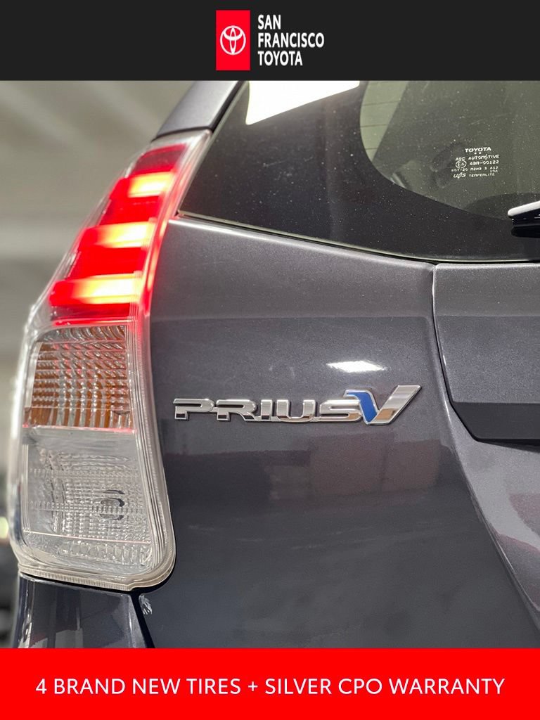 Certified 2017 Toyota Prius V Two FWD image 10