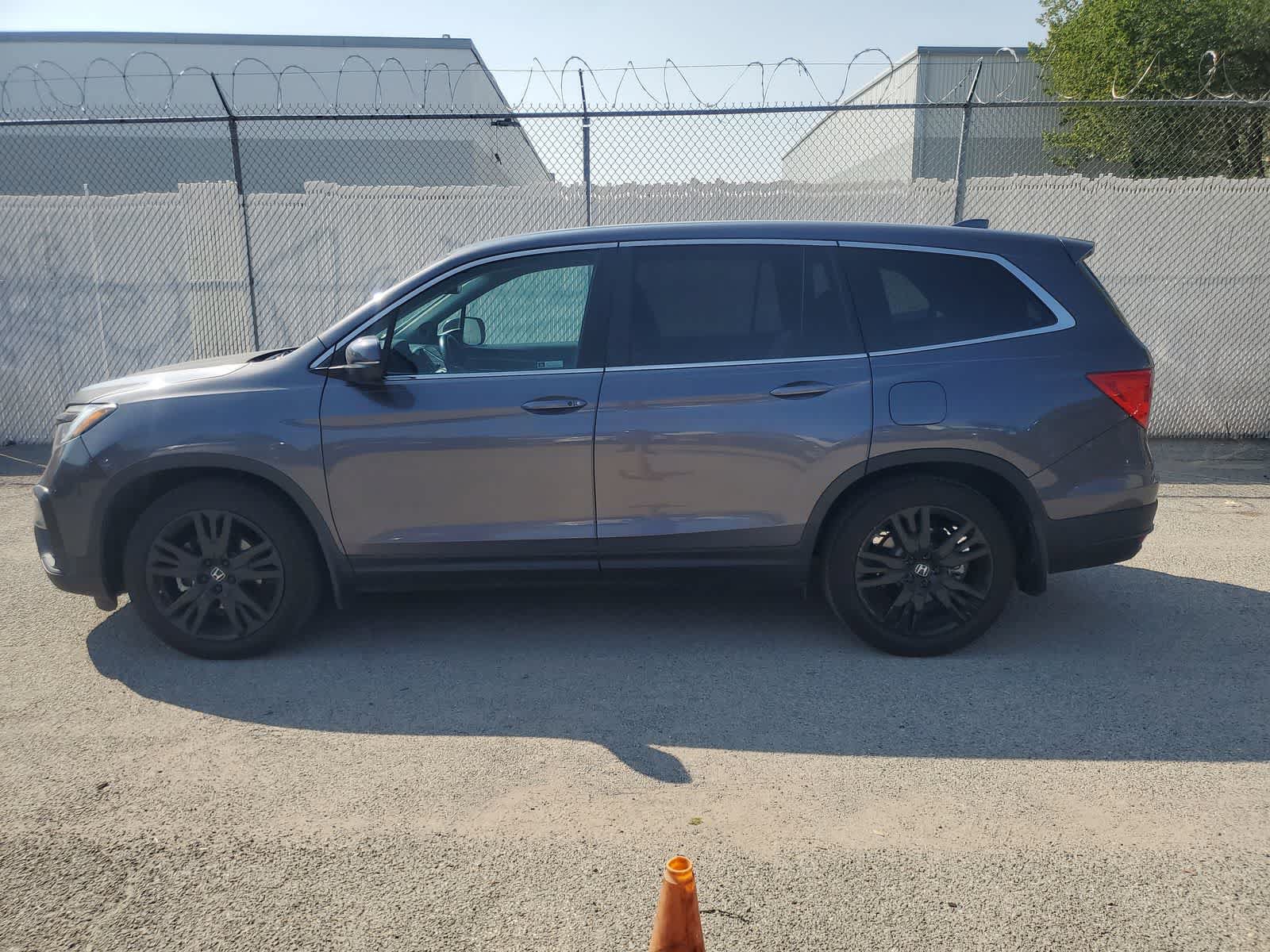 Used 2021 Honda Pilot Special Edition image 3