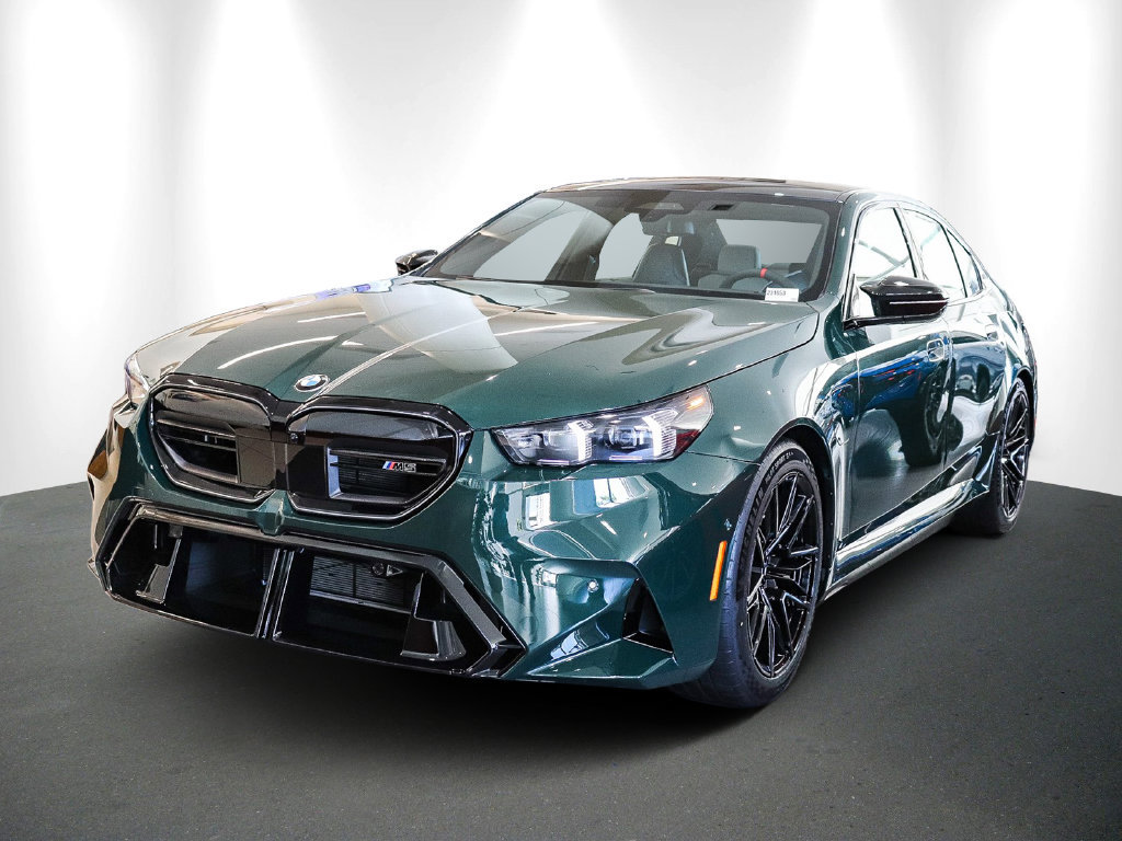 New 2027 BMW M5 w/ Executive Package AWD/4WD image 3