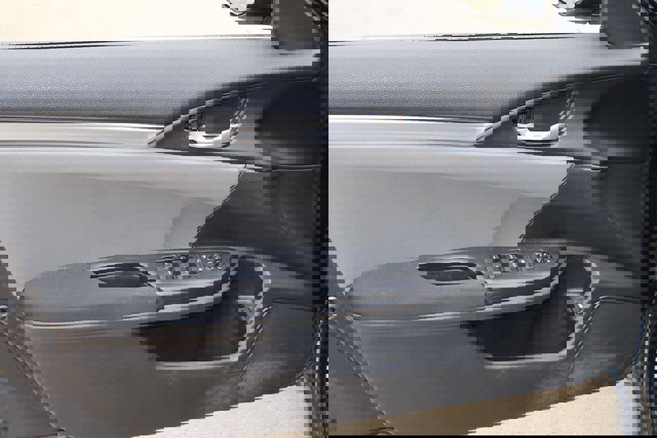 Used 2019 Honda Civic LX image 17