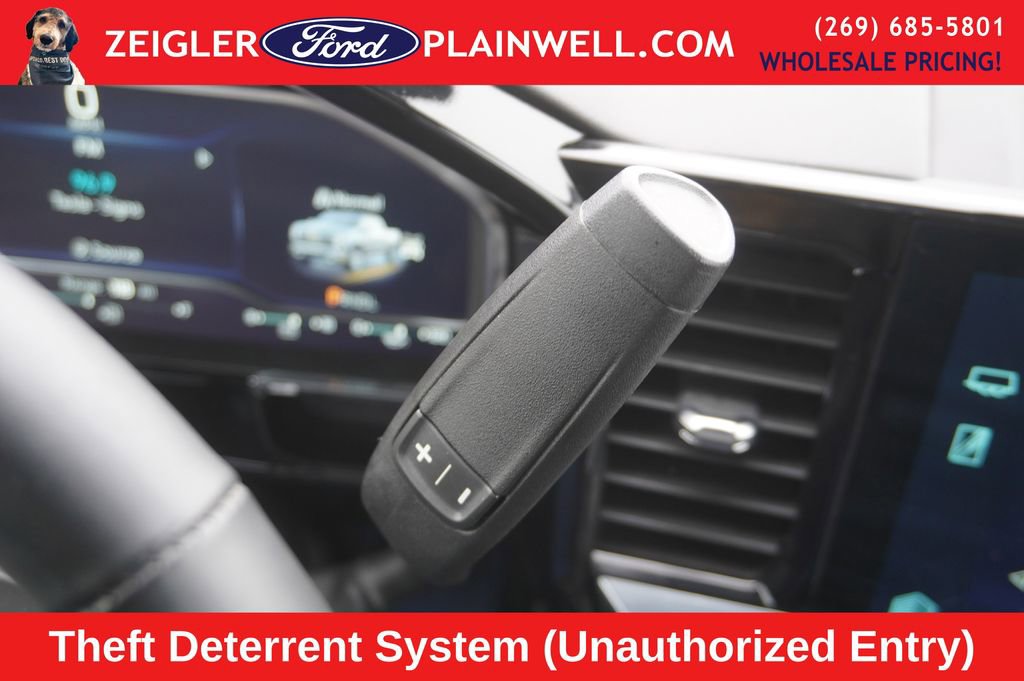 Used 2025 Chevrolet Silverado 1500 LT image 18