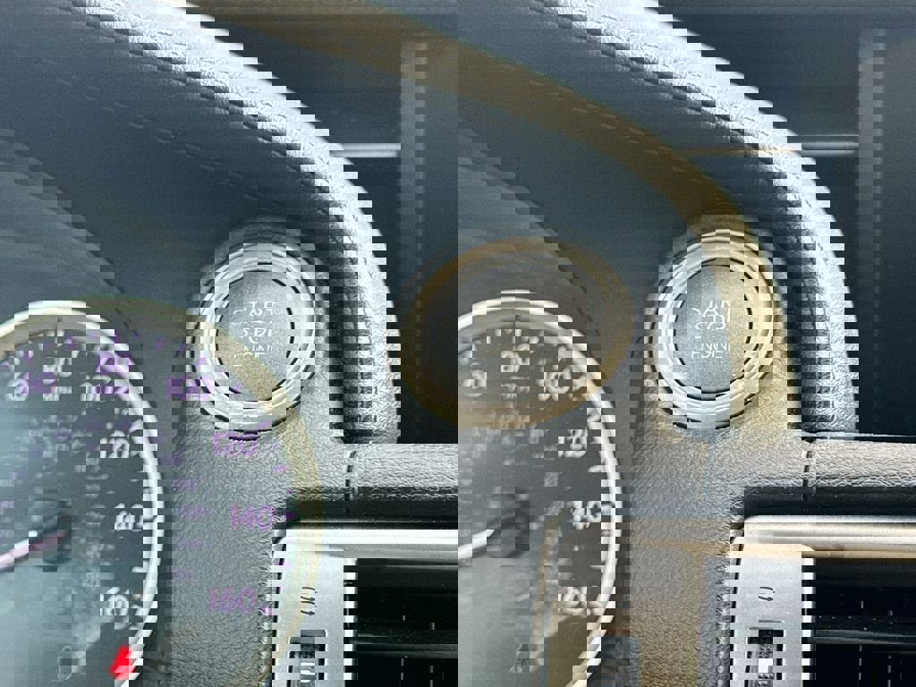 Used 2014 Lexus IS 250 250 w/ Navigation Package image 18