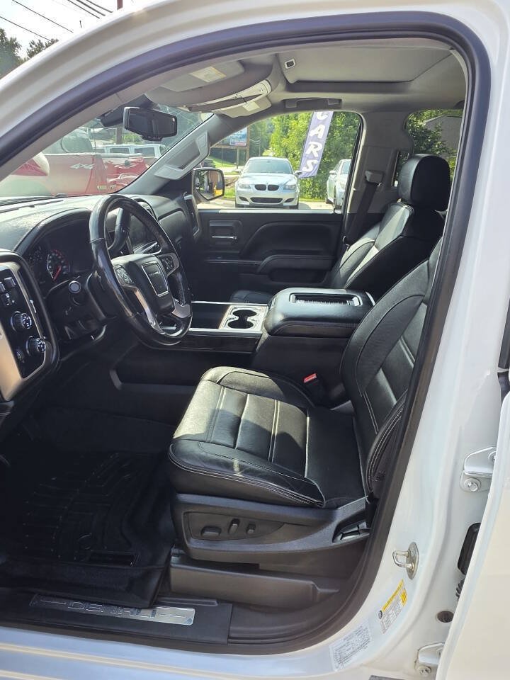 Used 2016 GMC Sierra 1500 Denali w/ Enhanced Driver Alert Package AWD/4WD image 14