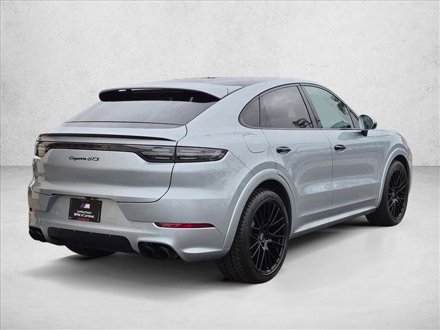 Used 2022 Porsche Cayenne GTS AWD/4WD image 5