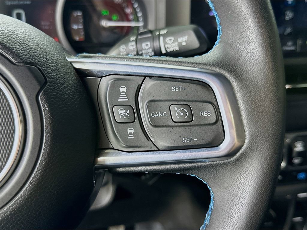 Used 2024 Jeep Wrangler High Altitude image 22