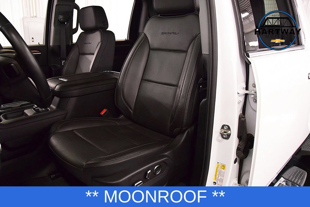 Used 2025 GMC Sierra 3500 Denali w/ Denali Reserve Package AWD/4WD image 32