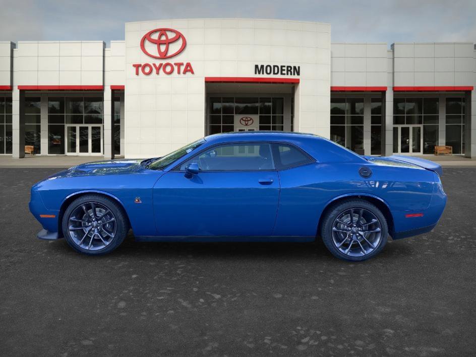Used 2022 Dodge Challenger R/T Scat Pack RWD image 3