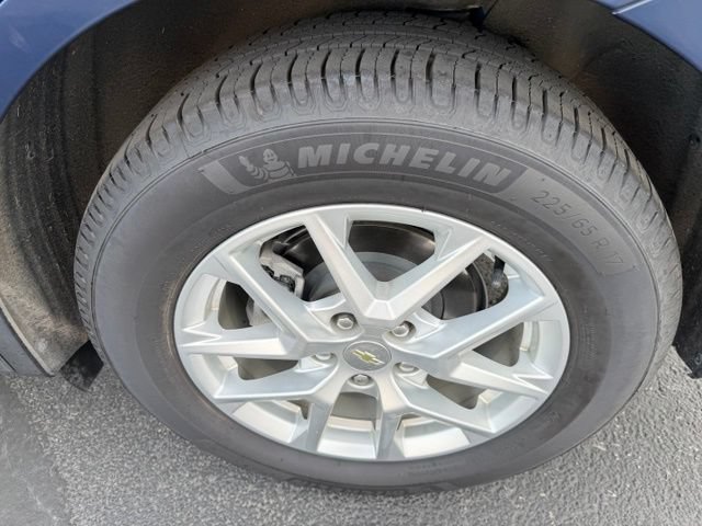 Used 2022 Chevrolet Equinox LT w/ LPO, Floor Liner Package FWD image 26