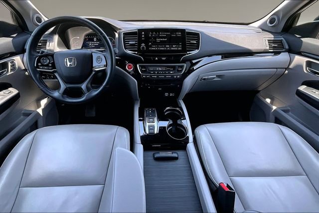 Used 2022 Honda Pilot Touring image 7
