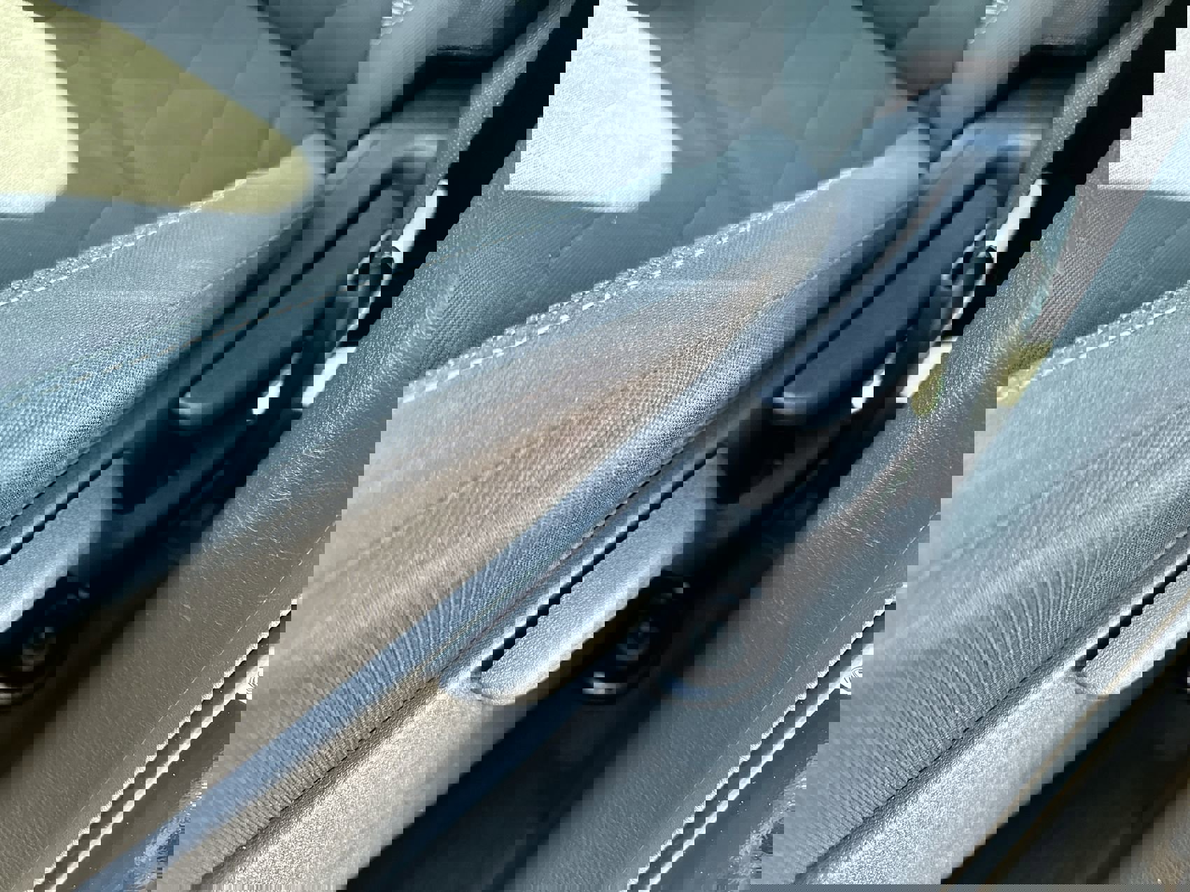 Used 2019 Nissan Kicks SV image 12