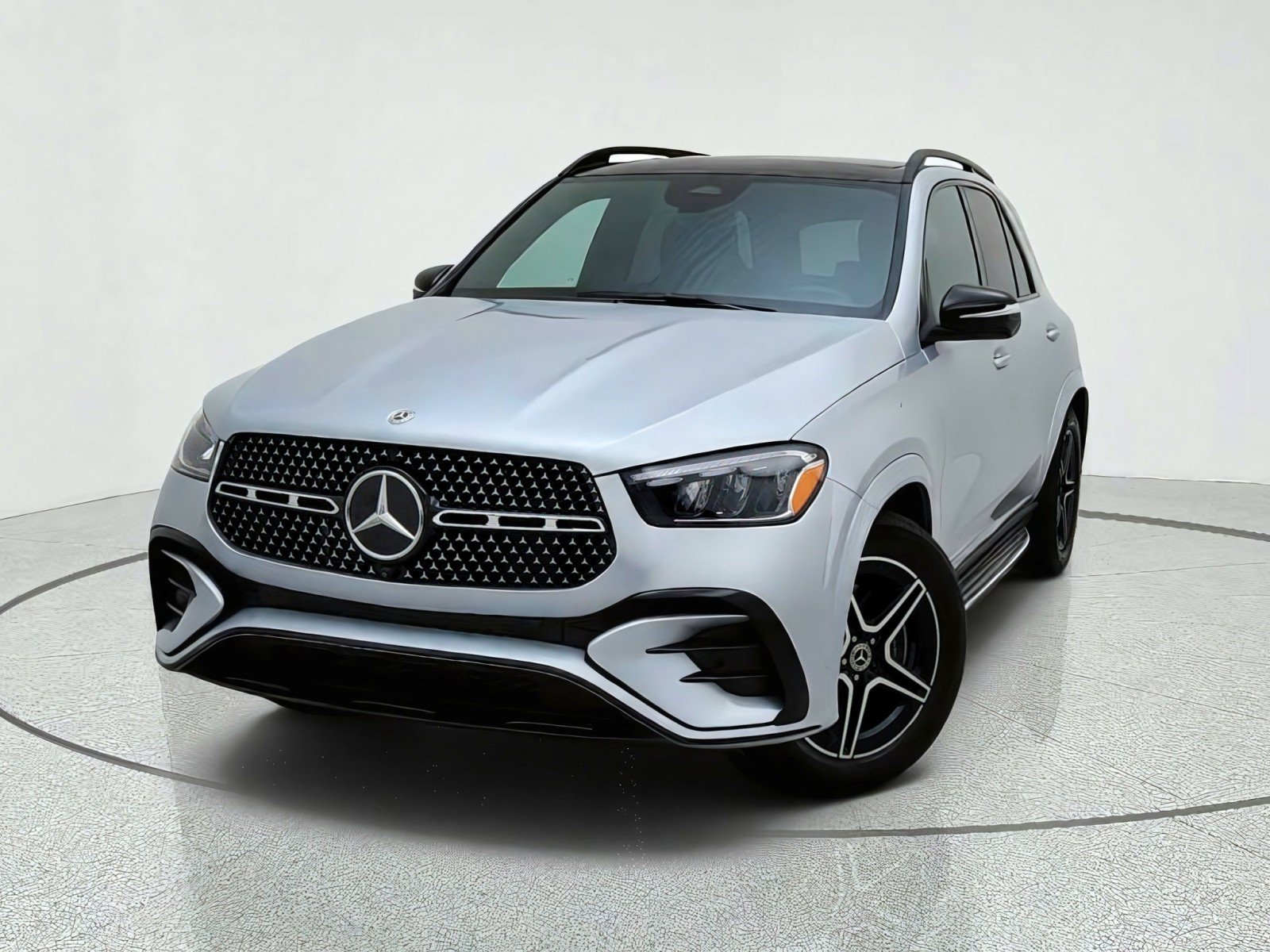 Certified 2026 Mercedes-Benz GLE 350 4MATIC image 2