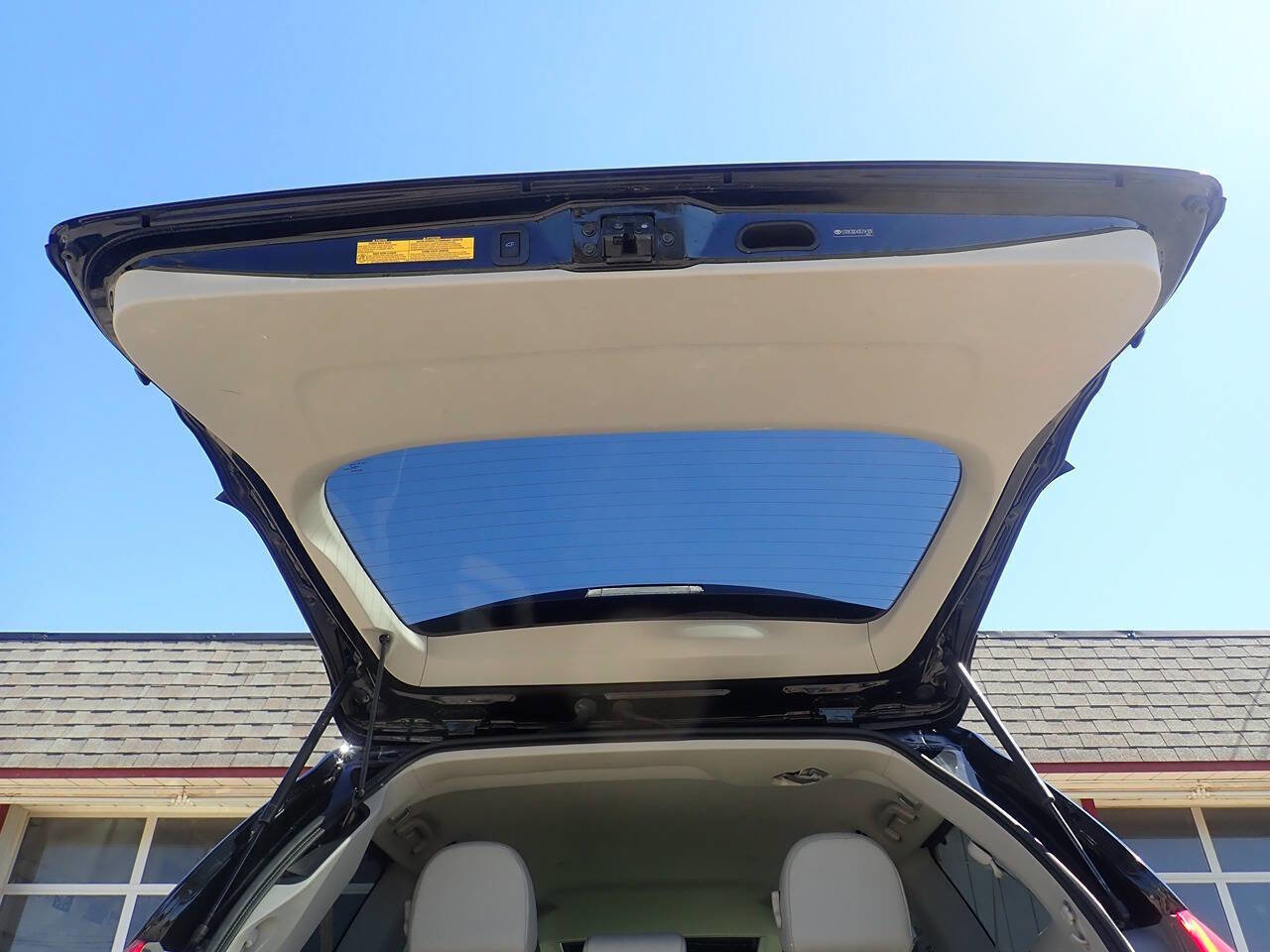 Used 2013 Toyota Sienna XLE FWD image 18