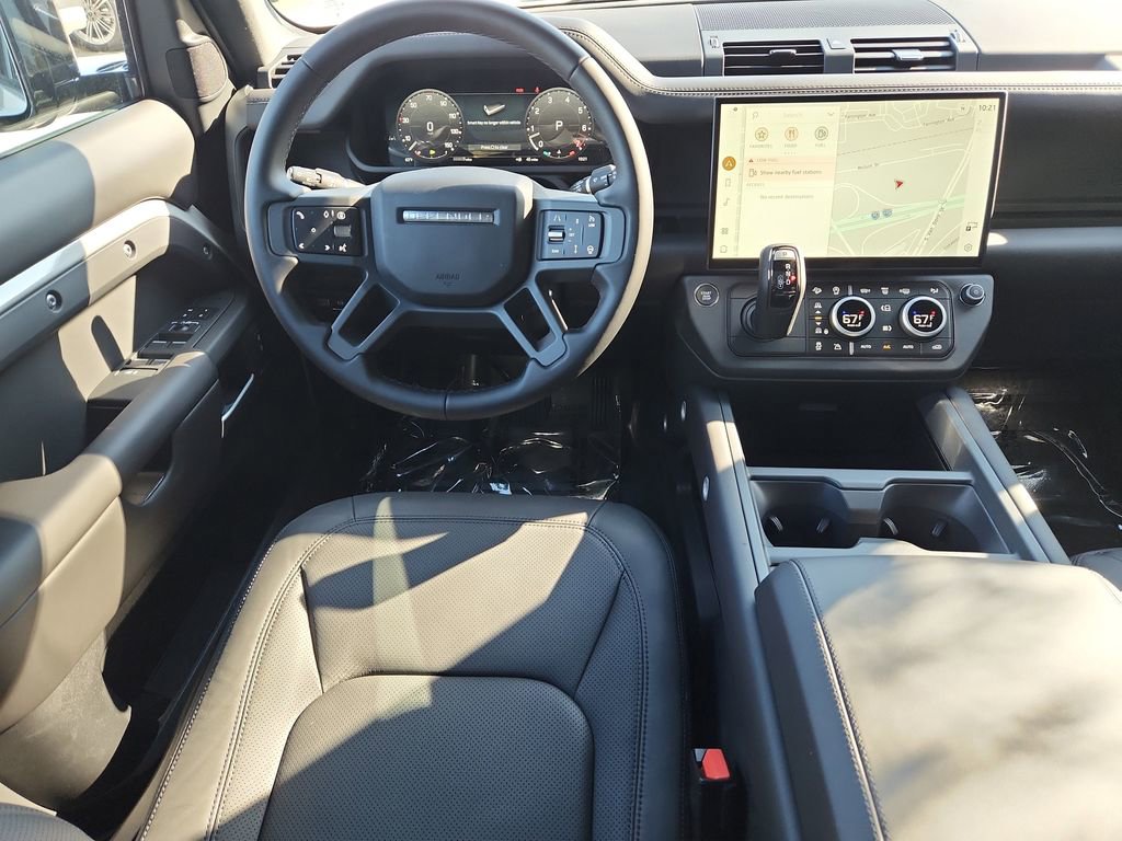 Used 2026 Land Rover Defender 130 S image 4