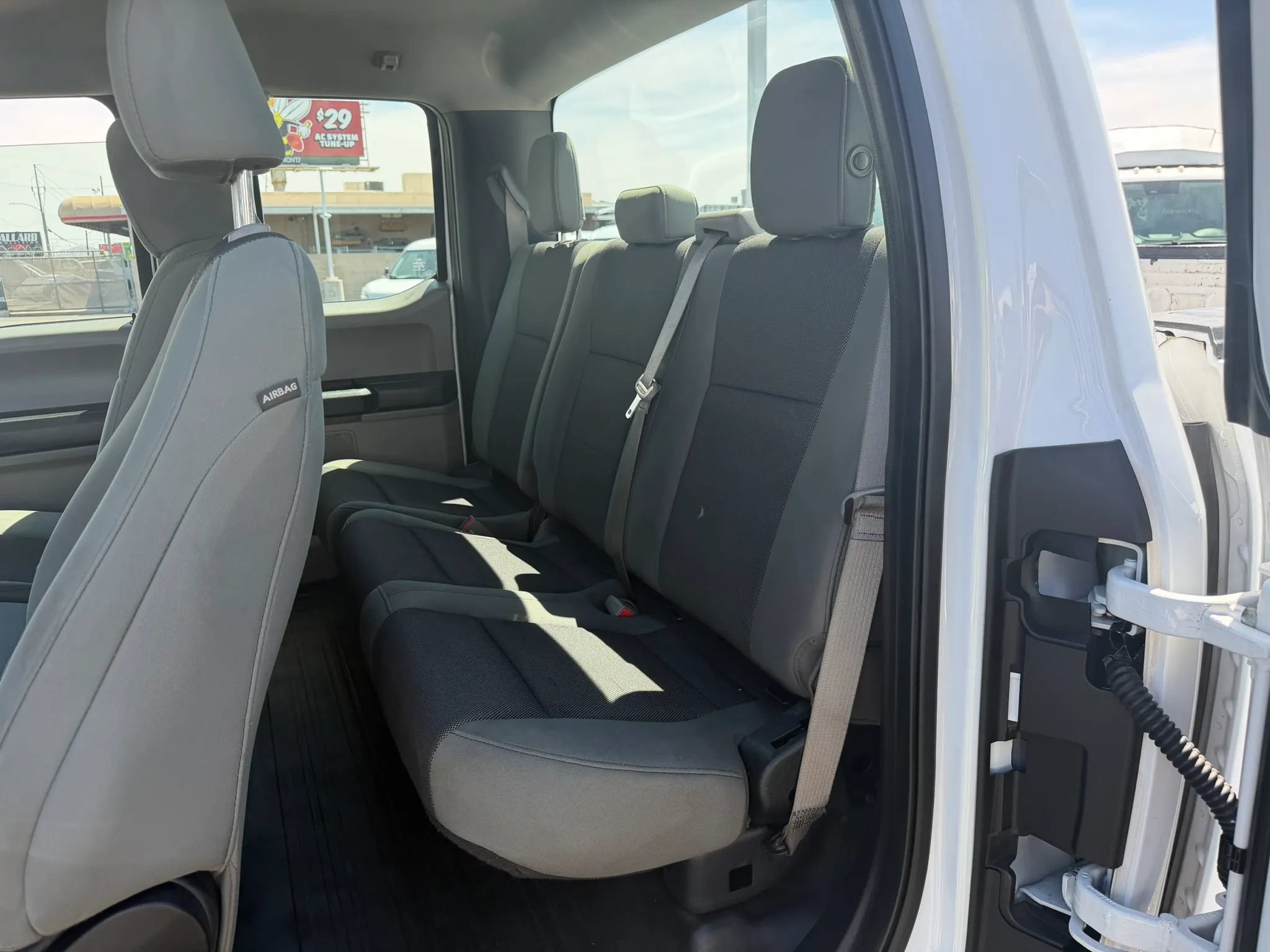 Used 2018 Ford F150 XL w/ Equipment Group 101A Mid RWD image 14