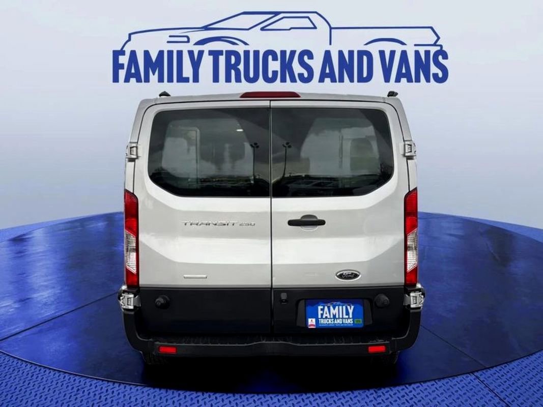 Used 2016 Ford Transit 250 148 Low Roof image 4