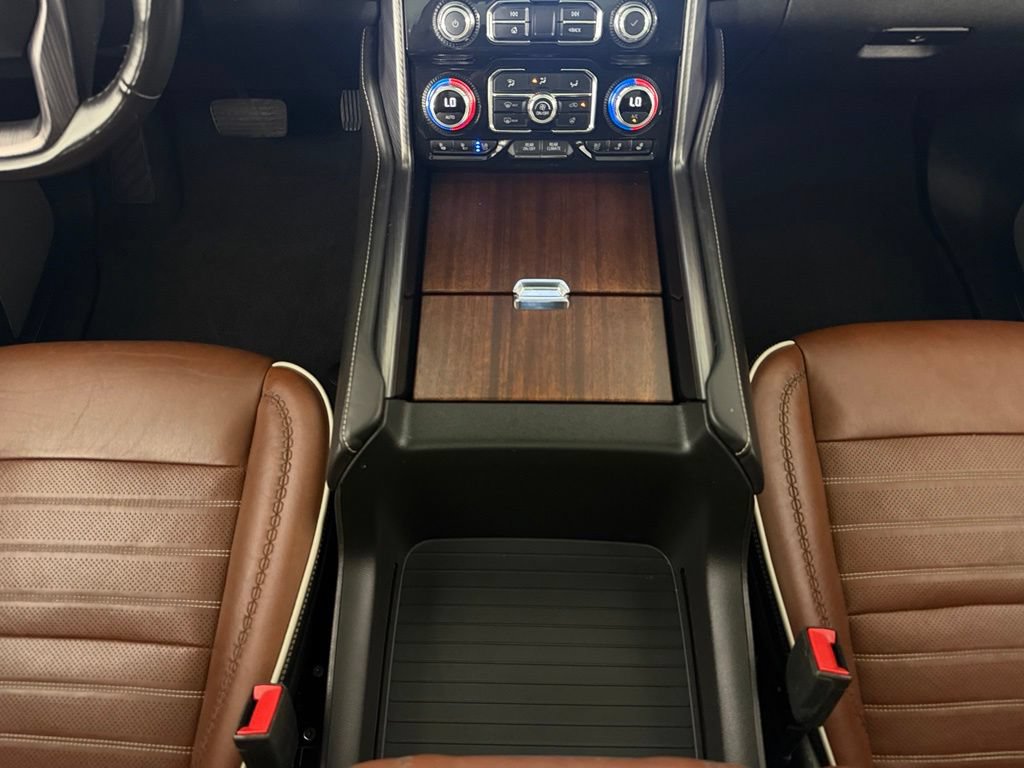 Used 2023 GMC Yukon Denali Ultimate AWD/4WD image 17