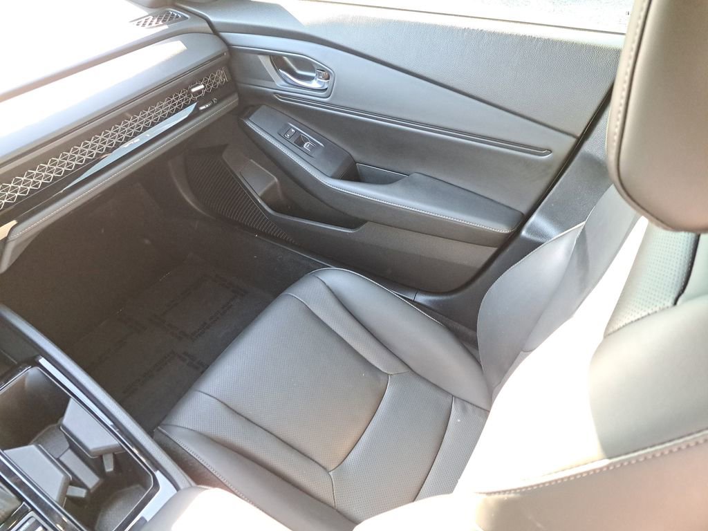 Used 2023 Honda Accord Sport image 11