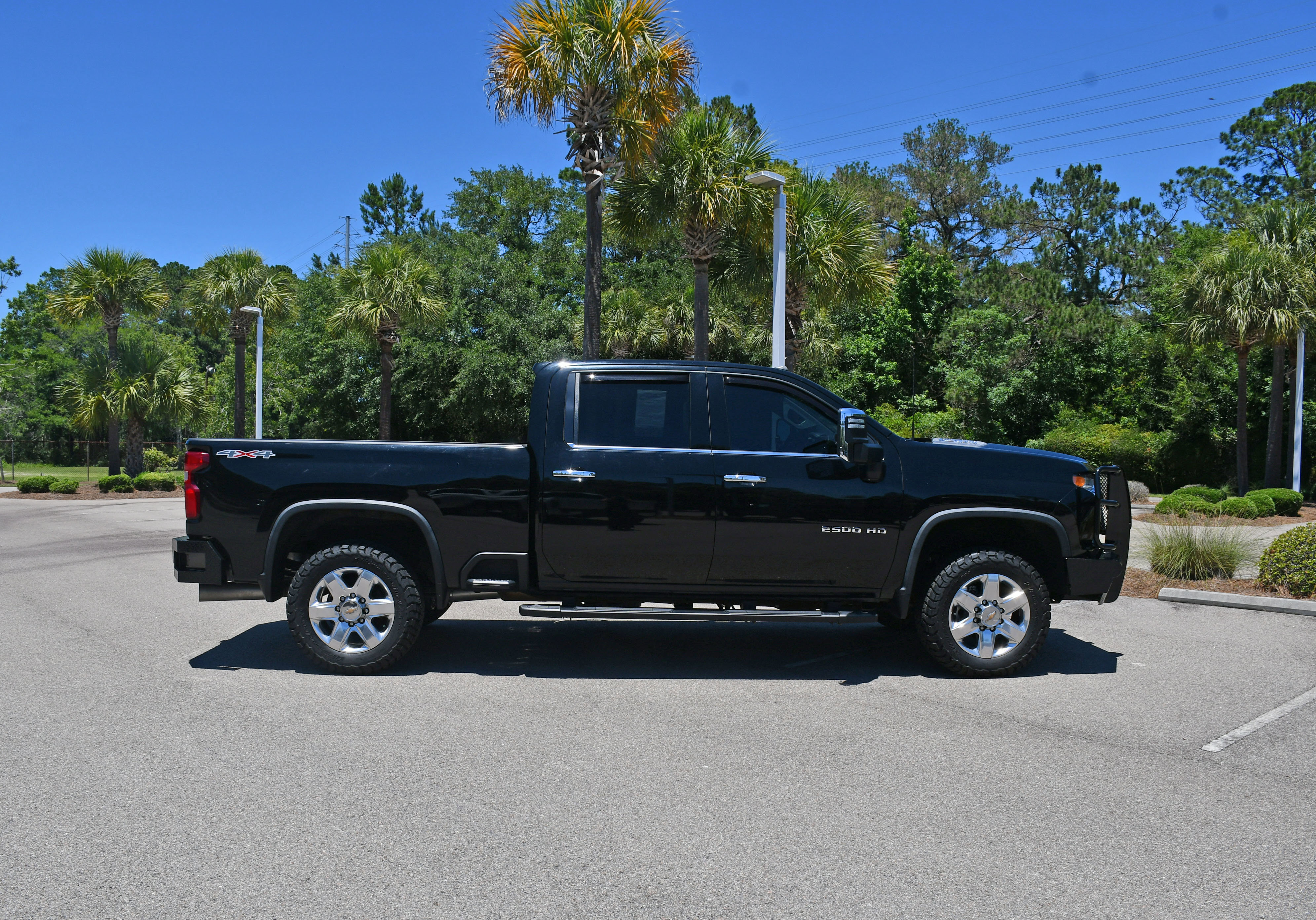 Used 2021 Chevrolet Silverado 2500 LTZ w/ LTZ Plus Package AWD/4WD video 2