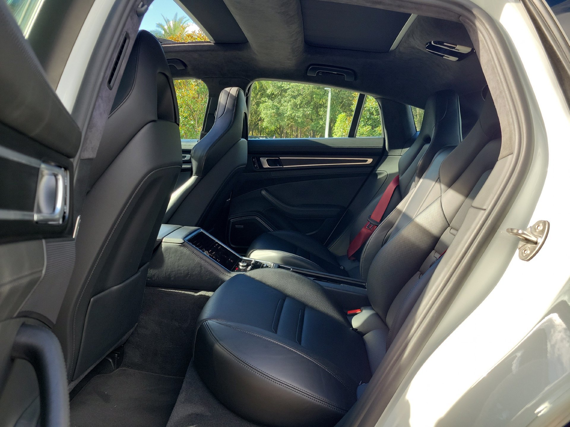 Used 2019 Porsche Panamera GTS AWD/4WD image 15