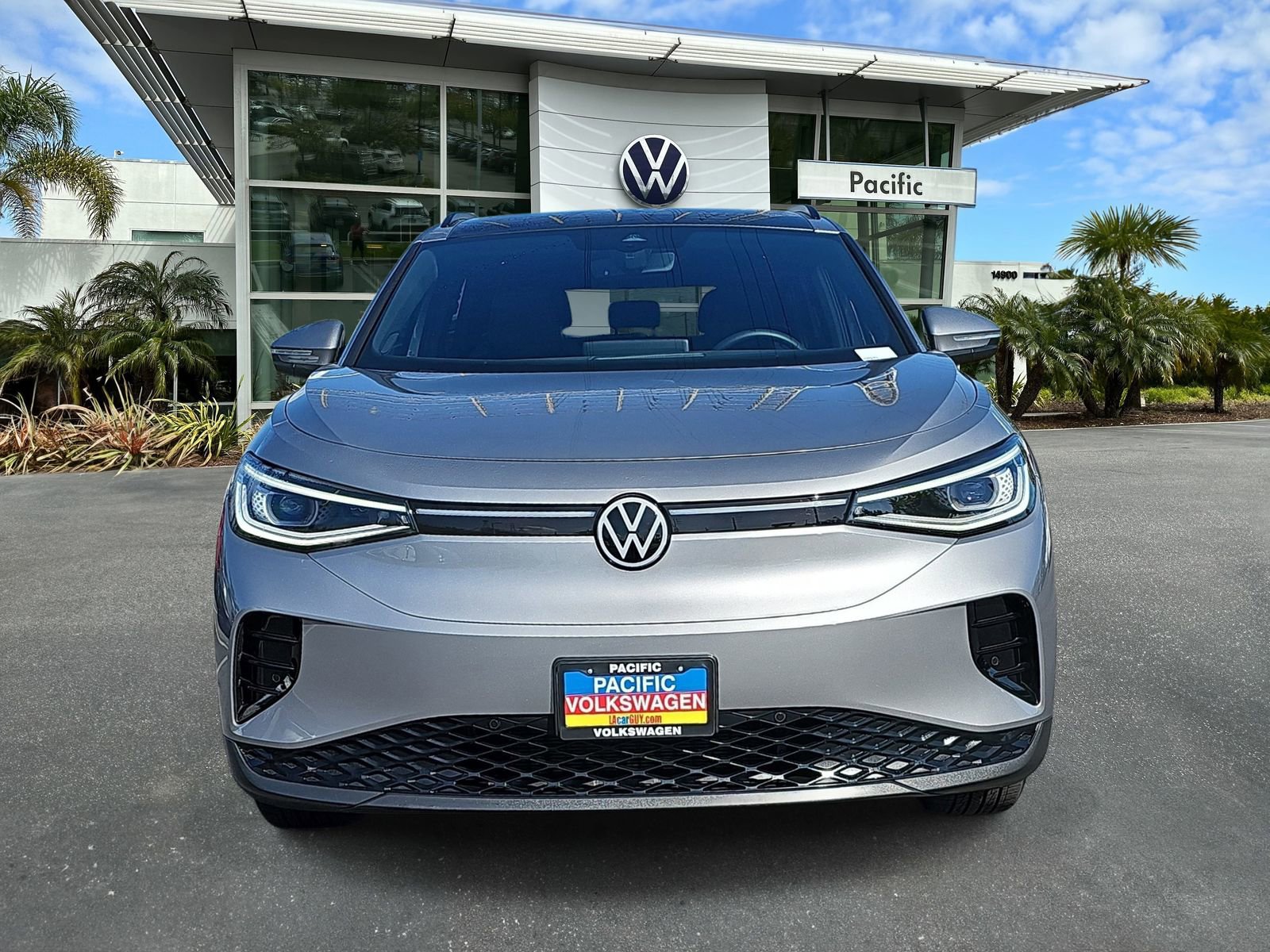 Used 2023 Volkswagen ID.4 Pro S image 2