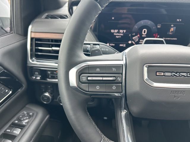 Used 2026 GMC Yukon Denali w/ Denali Reserve Package image 16