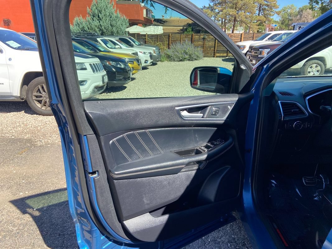 Used 2020 Ford Edge ST w/ Equipment Group 401A AWD/4WD image 13