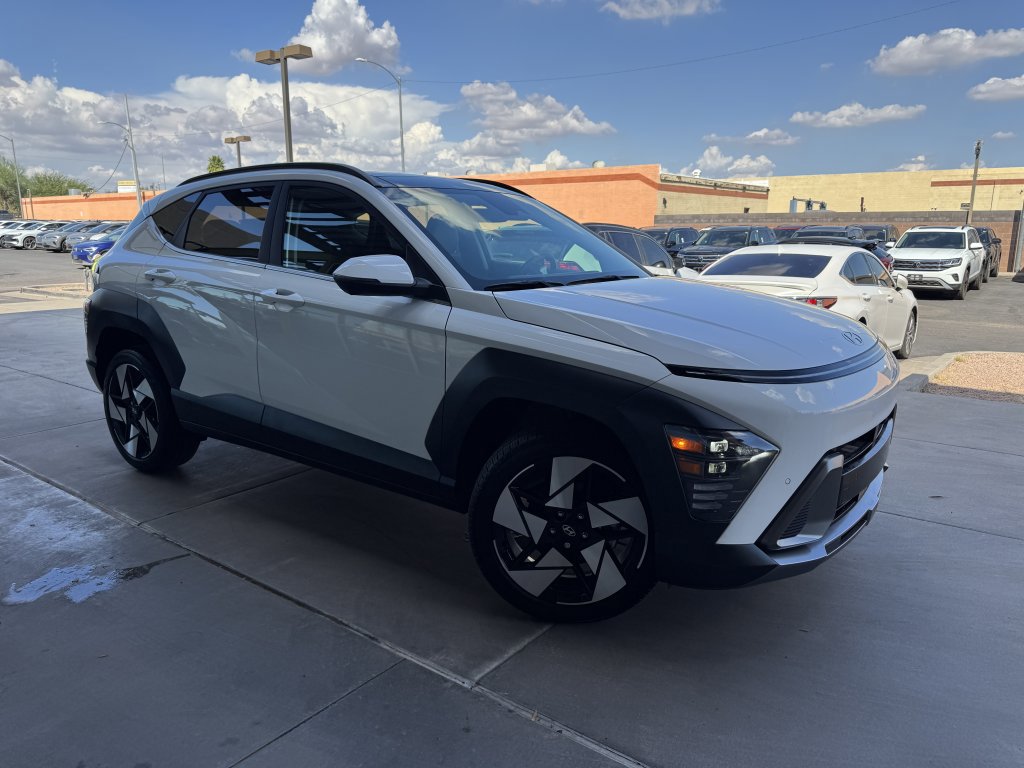 Used 2024 Hyundai Kona Limited image 6