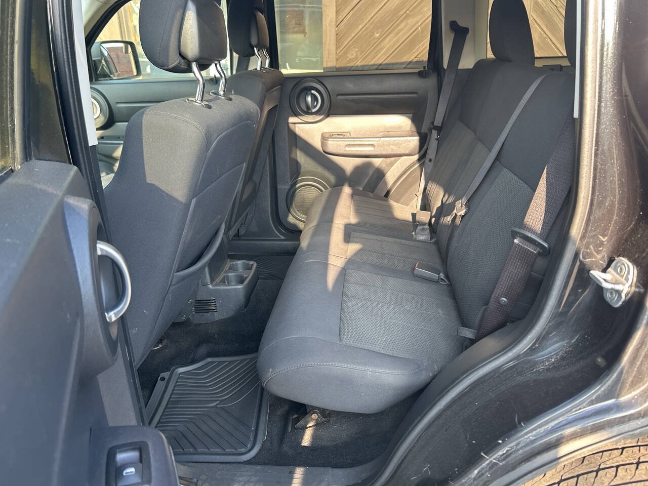 Used 2011 Dodge Nitro Heat AWD/4WD image 15