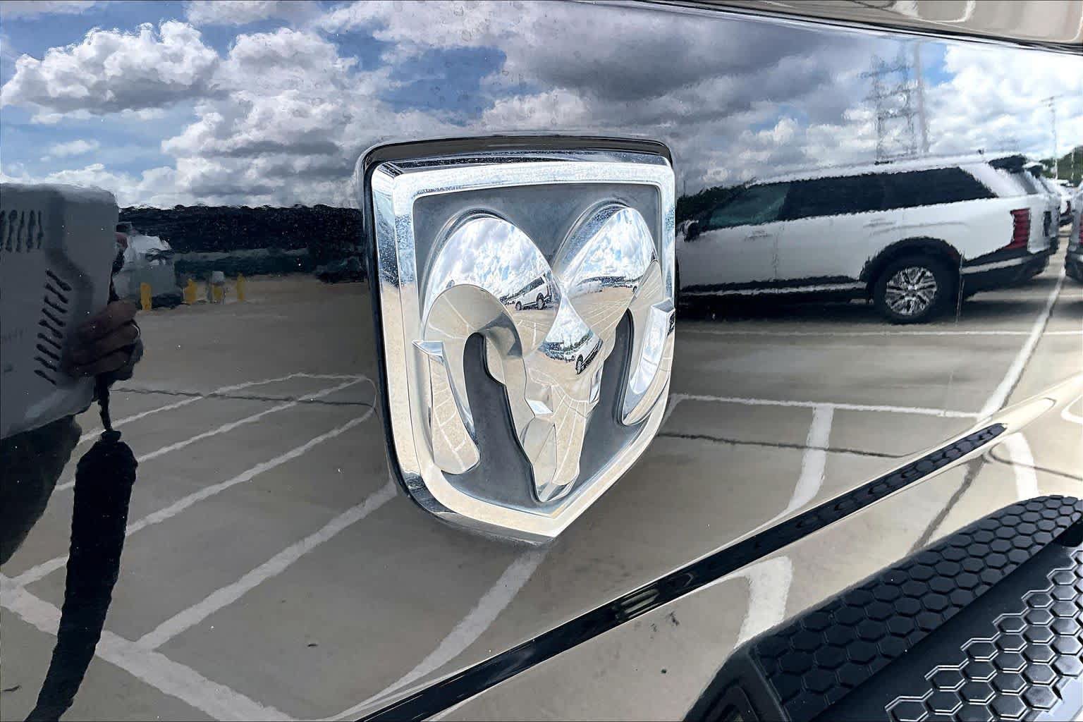 Used 2014 RAM 1500 Laramie Longhorn w/ Convenience Group RWD image 30