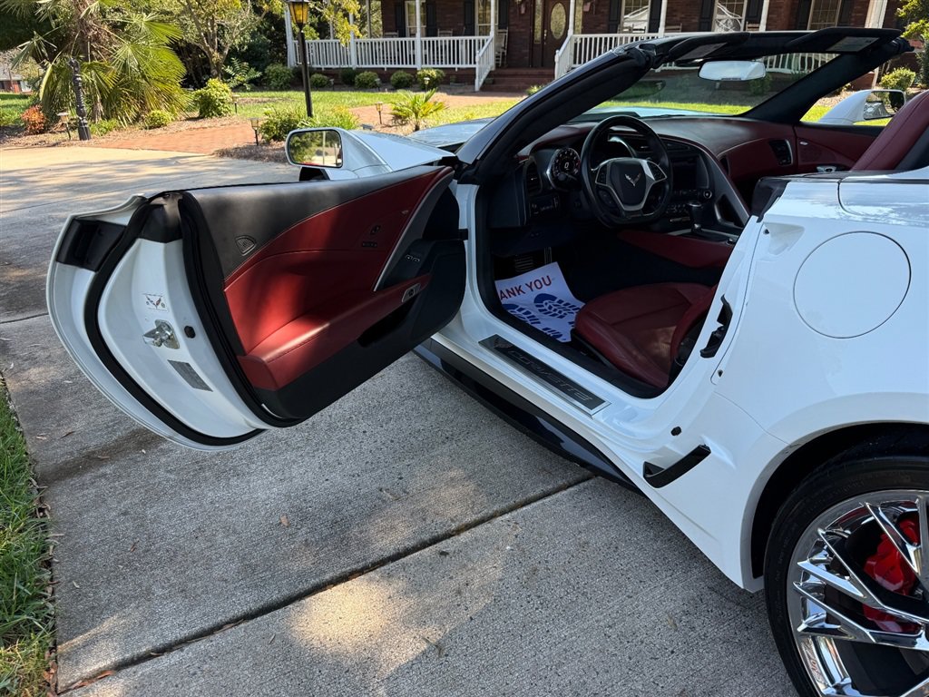 Used 2018 Chevrolet Corvette Z06 RWD image 48