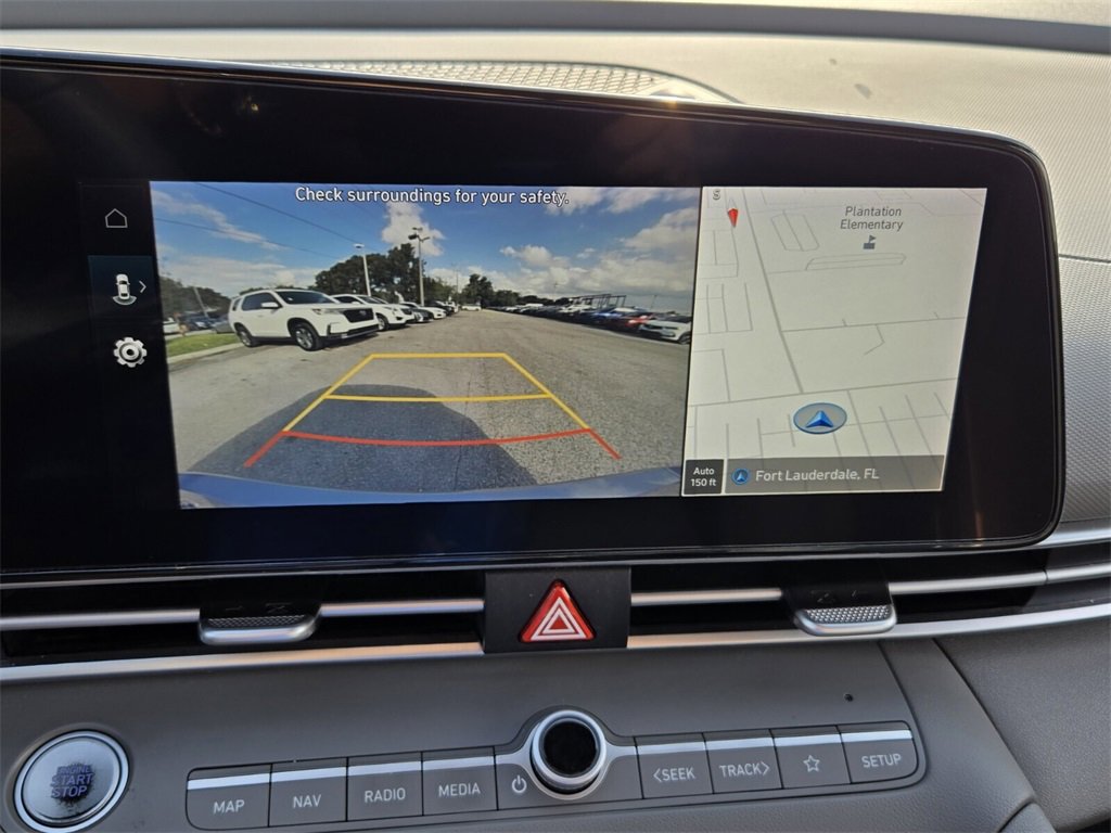 Certified 2023 Hyundai Elantra SEL w/ Convenience Package image 21