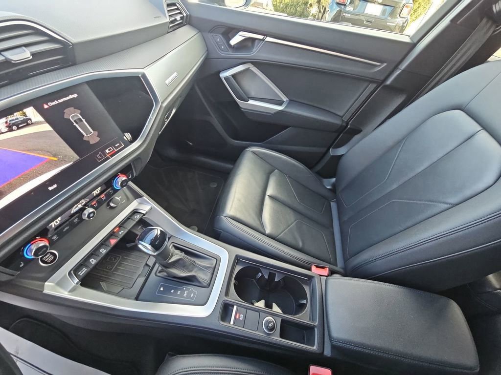 Used 2024 Audi Q3 2.0T Premium AWD/4WD image 16