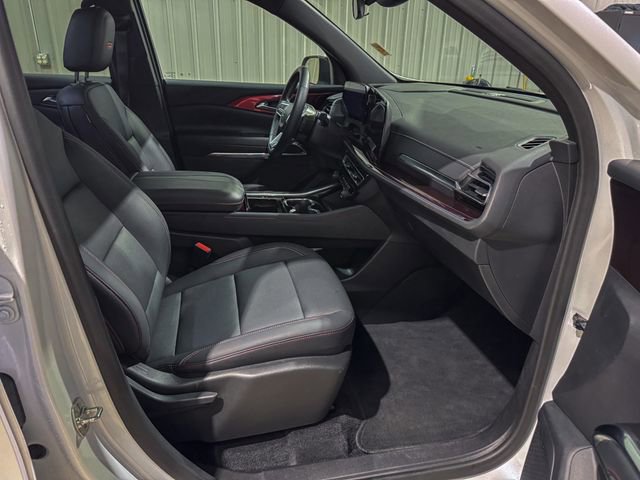 Used 2024 Chevrolet Traverse Z71 image 27