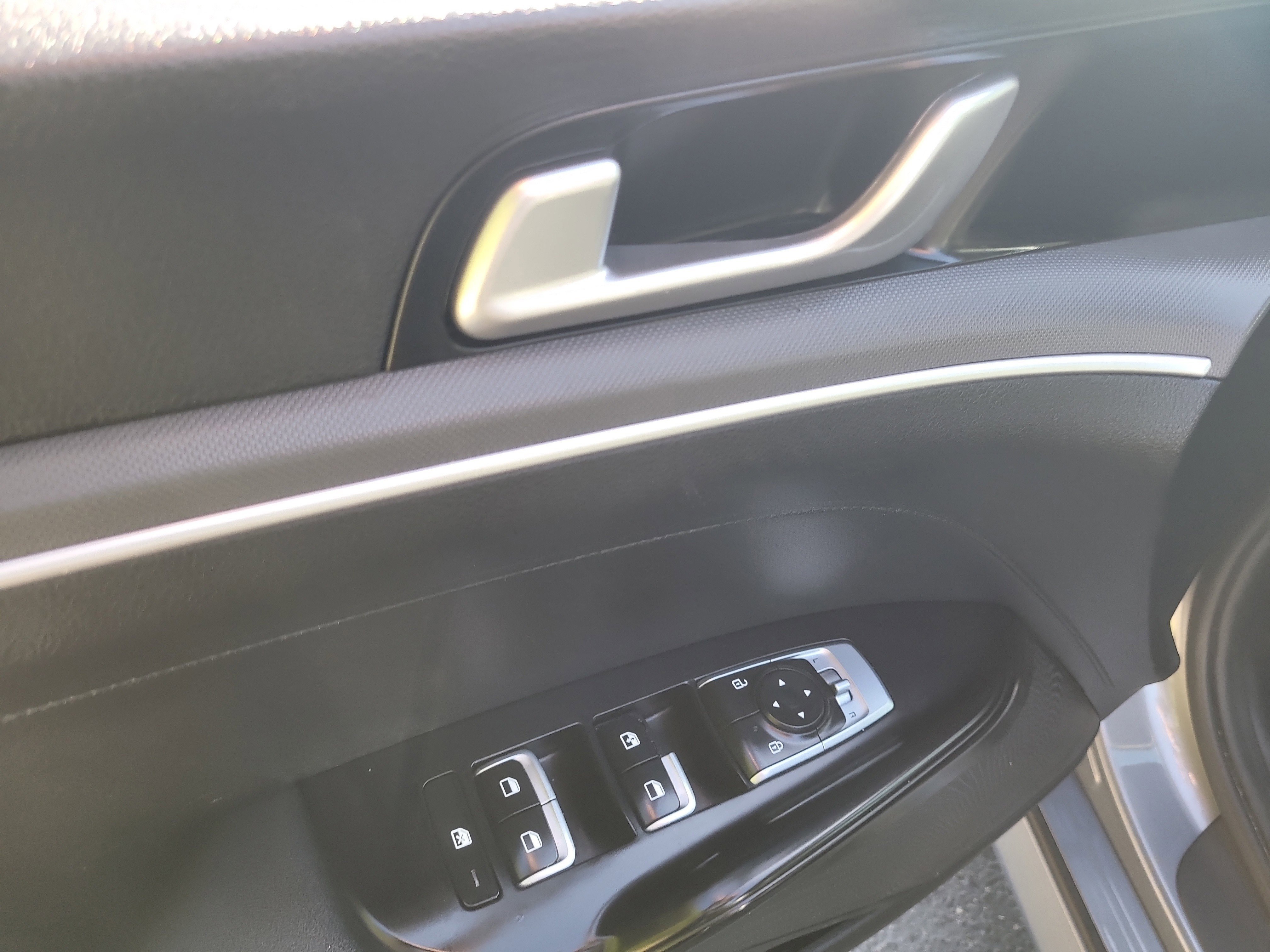 Used 2023 Kia K5 LXS image 17