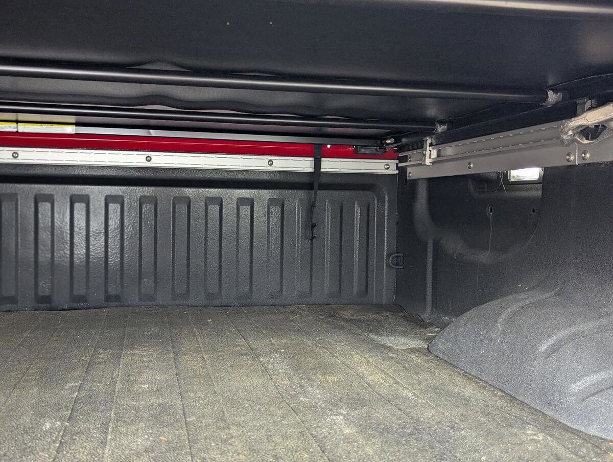 Used 2024 Nissan Titan SV w/ SV Utility Package image 34