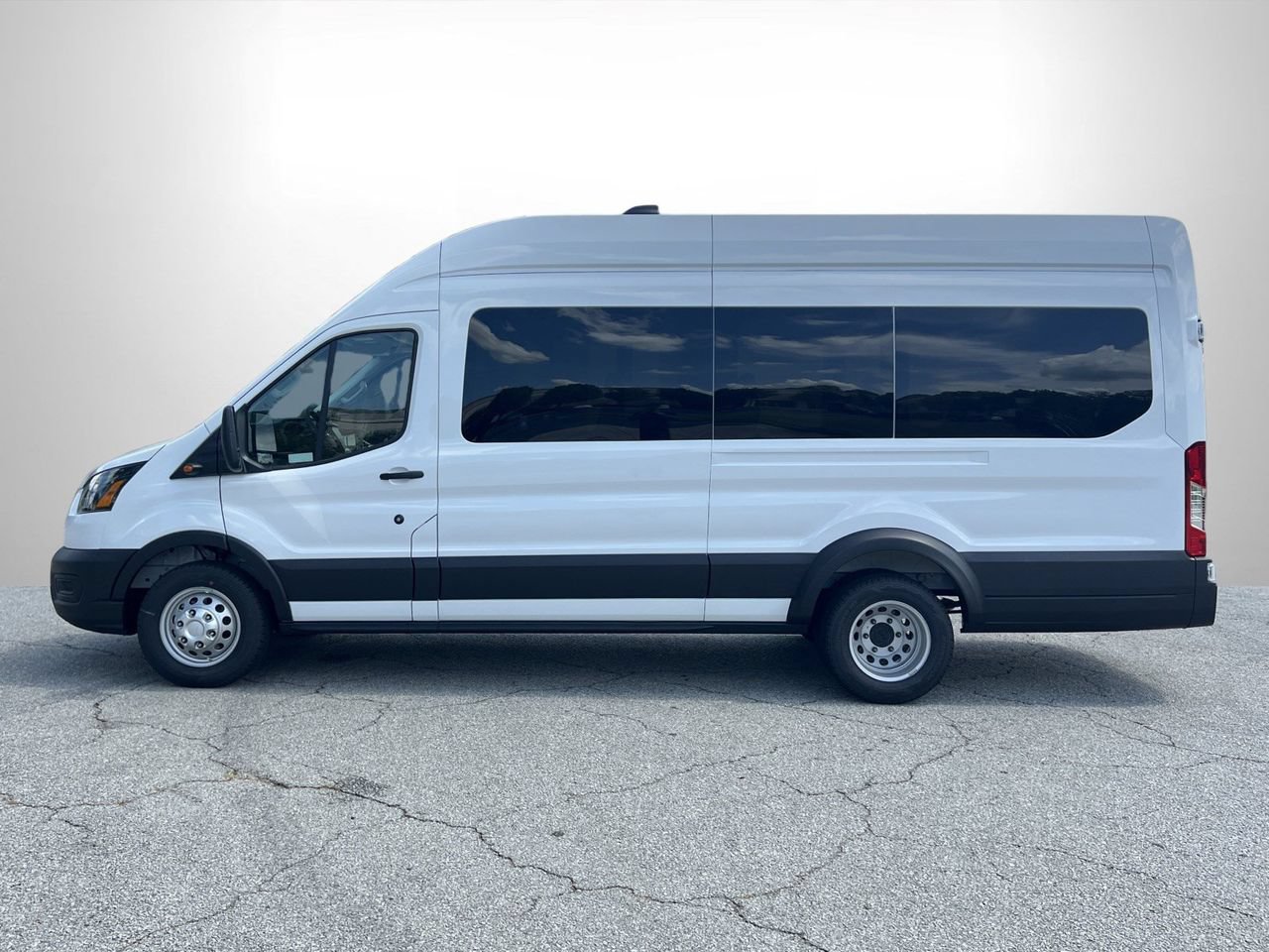 New 2026 Ford Transit 350 XL RWD image 21