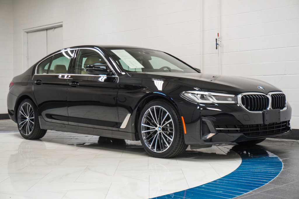 Used 2023 BMW 530i xDrive w/ Convenience Package AWD/4WD image 5